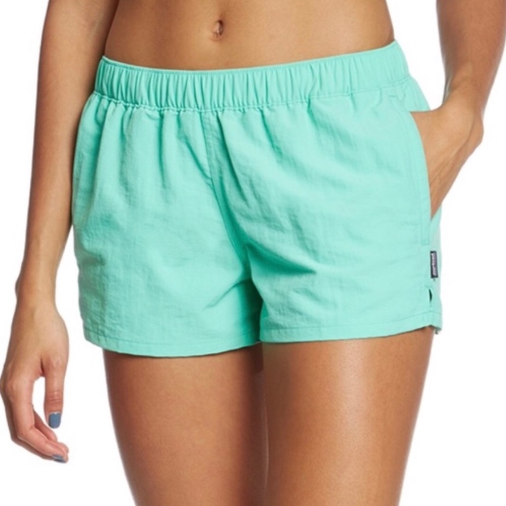 ❌SOLD❌ Patagonia Barely Baggies Shorts 2 1/2"